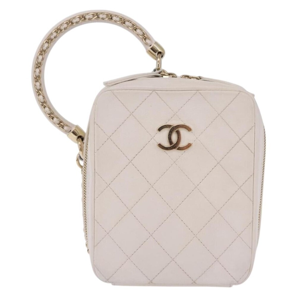Chanel Zip Around Phone Case with Chain Quilted Lambskin